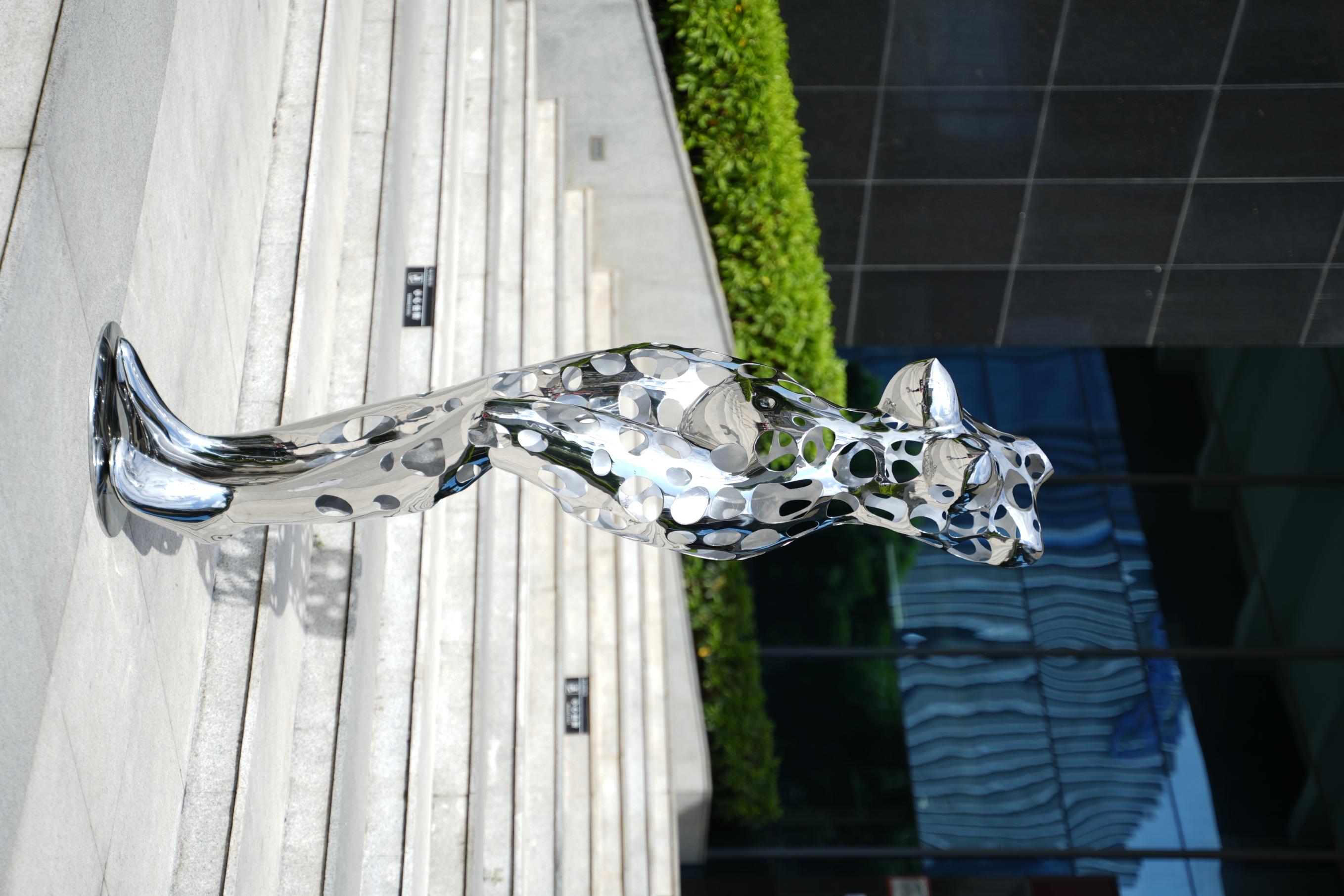 Custom sculpture selection project design detail