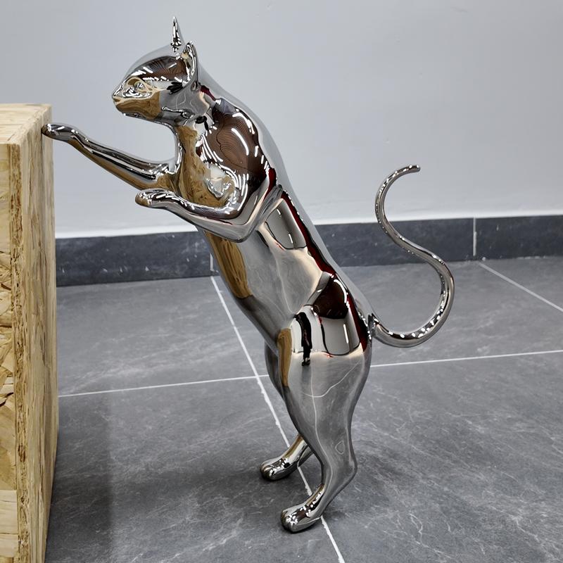 Custom sculpture selection project design detail