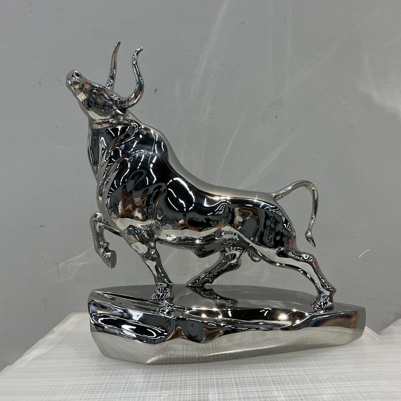 Custom sculpture selection project design detail