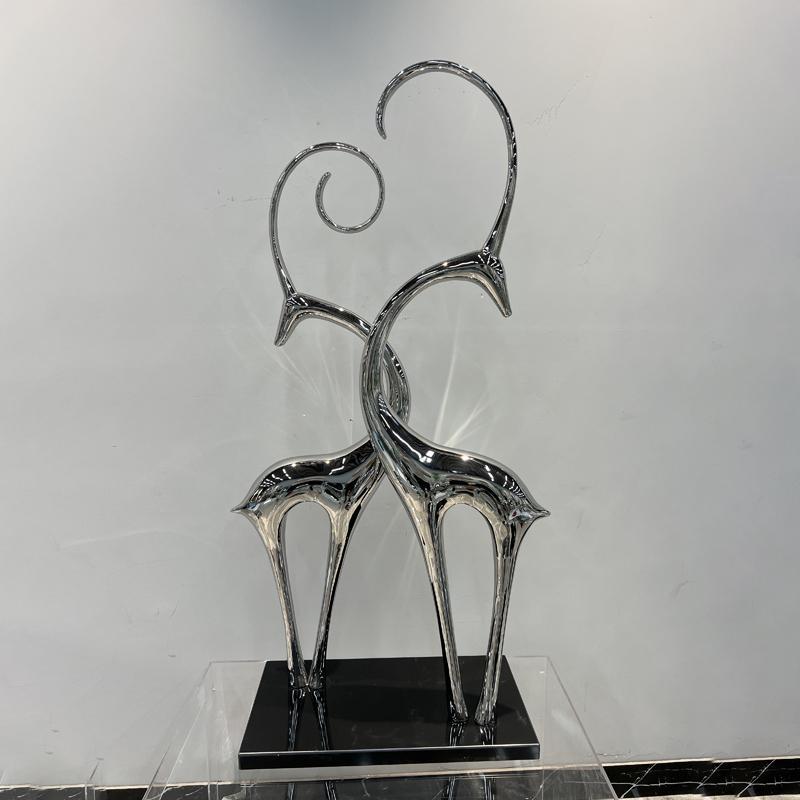 Custom sculpture selection project design detail