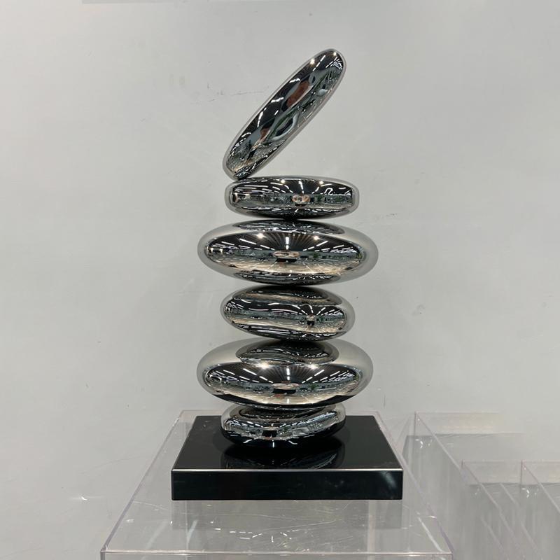 Custom sculpture selection project design detail